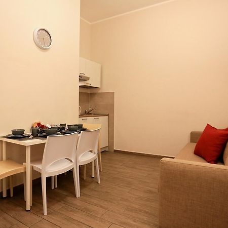 Apartcity Naples B&B Extérieur photo