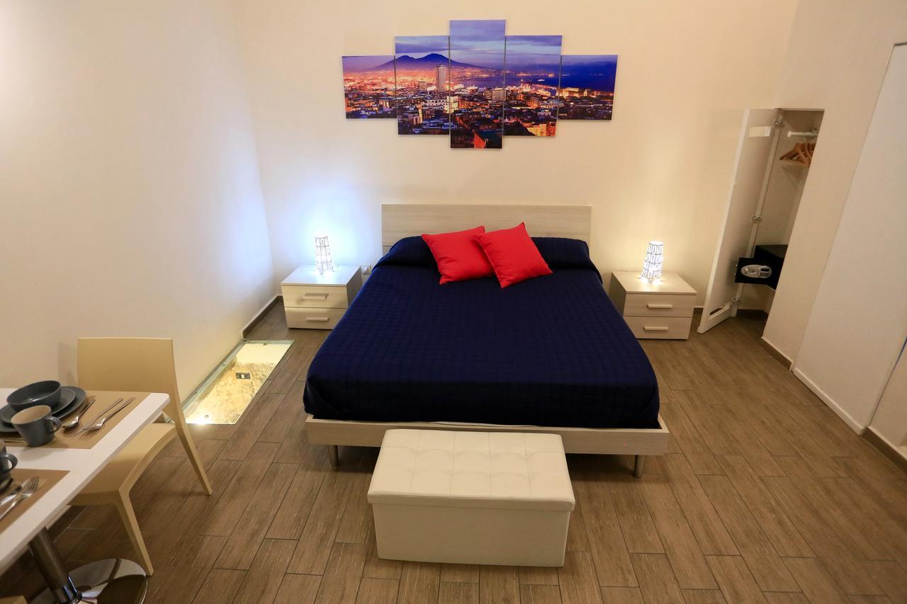 Apartcity Naples B&B Extérieur photo