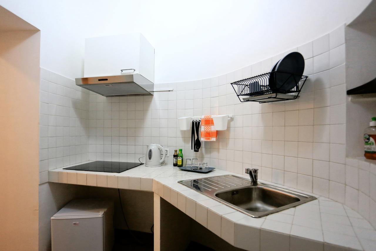Apartcity Naples B&B Extérieur photo