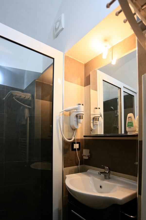 Apartcity Naples B&B Extérieur photo