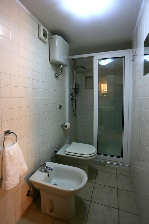 Apartcity Naples B&B Extérieur photo